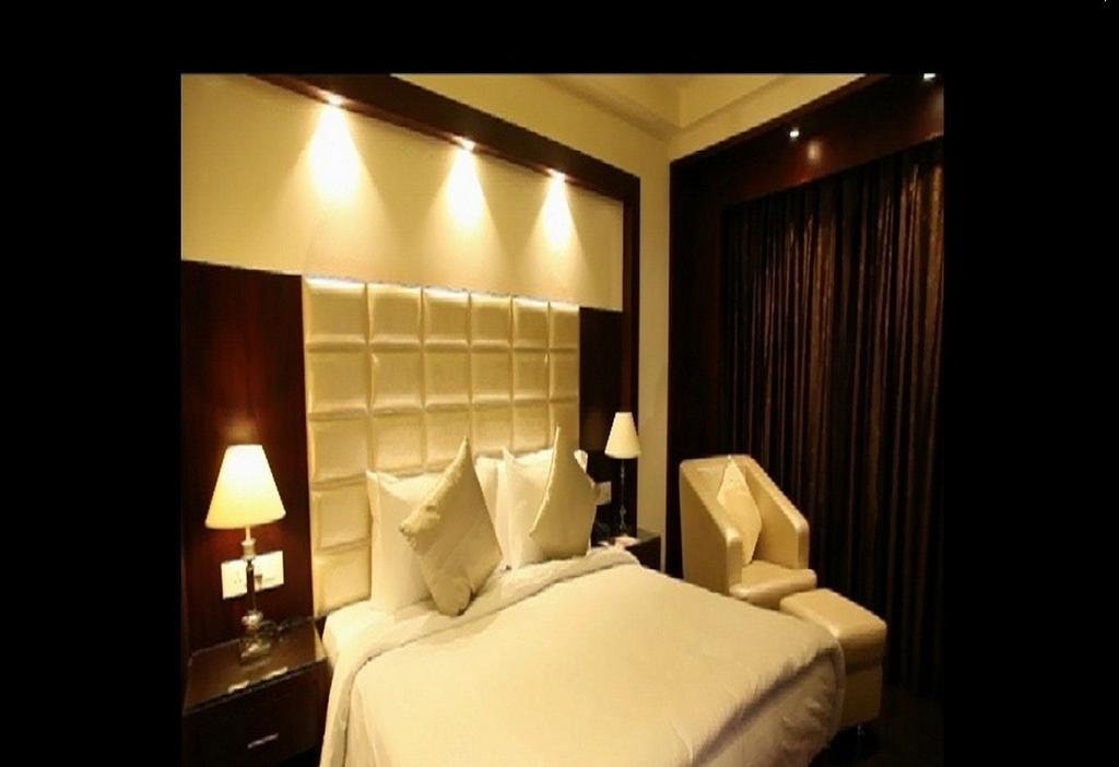 Vijay Intercontinental Hotel Kanpur Luaran gambar